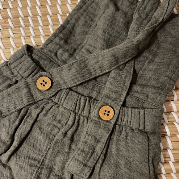 EUC Jamie Kay Overalls - Picture 6 of 8